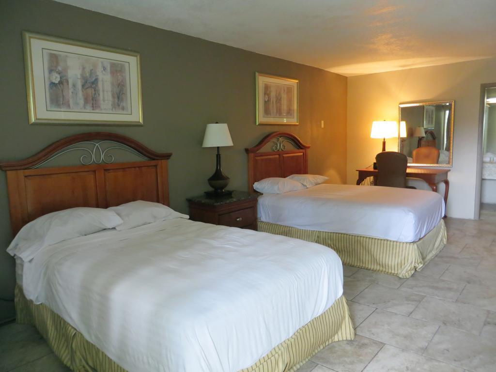 Ambassador Hotel Orlando Exterior photo